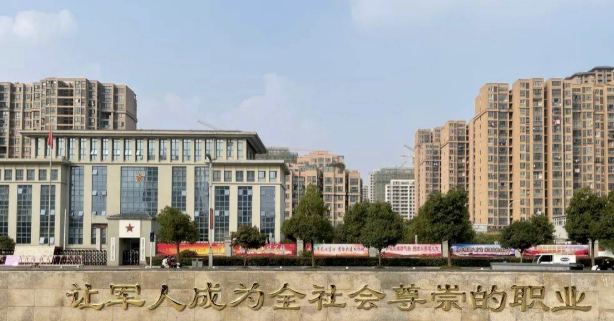 凤台县双拥主题公园添新景，军民融合氛围更浓厚​